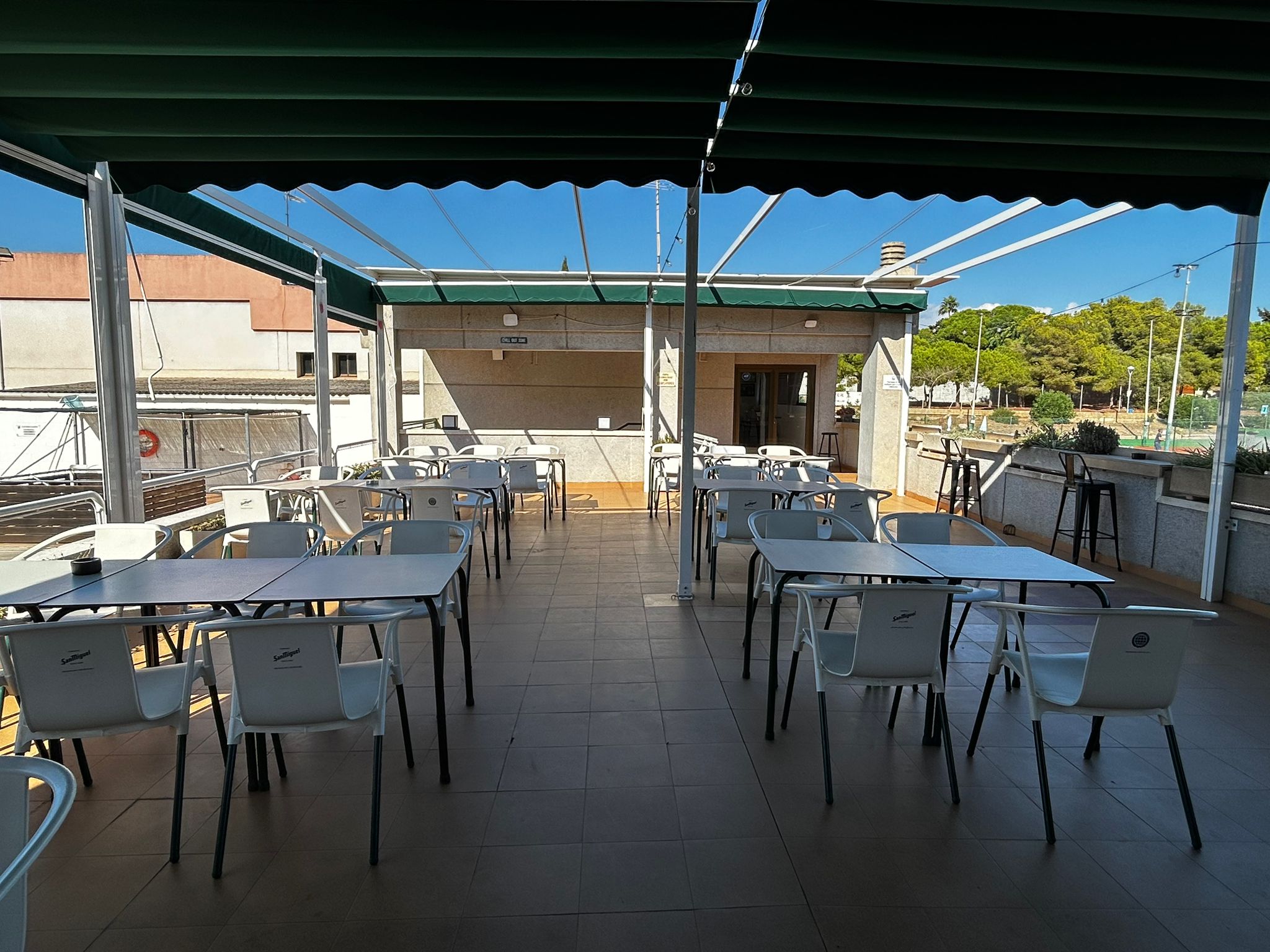 La_Tasquita_Del_Tenis_Terraza_1